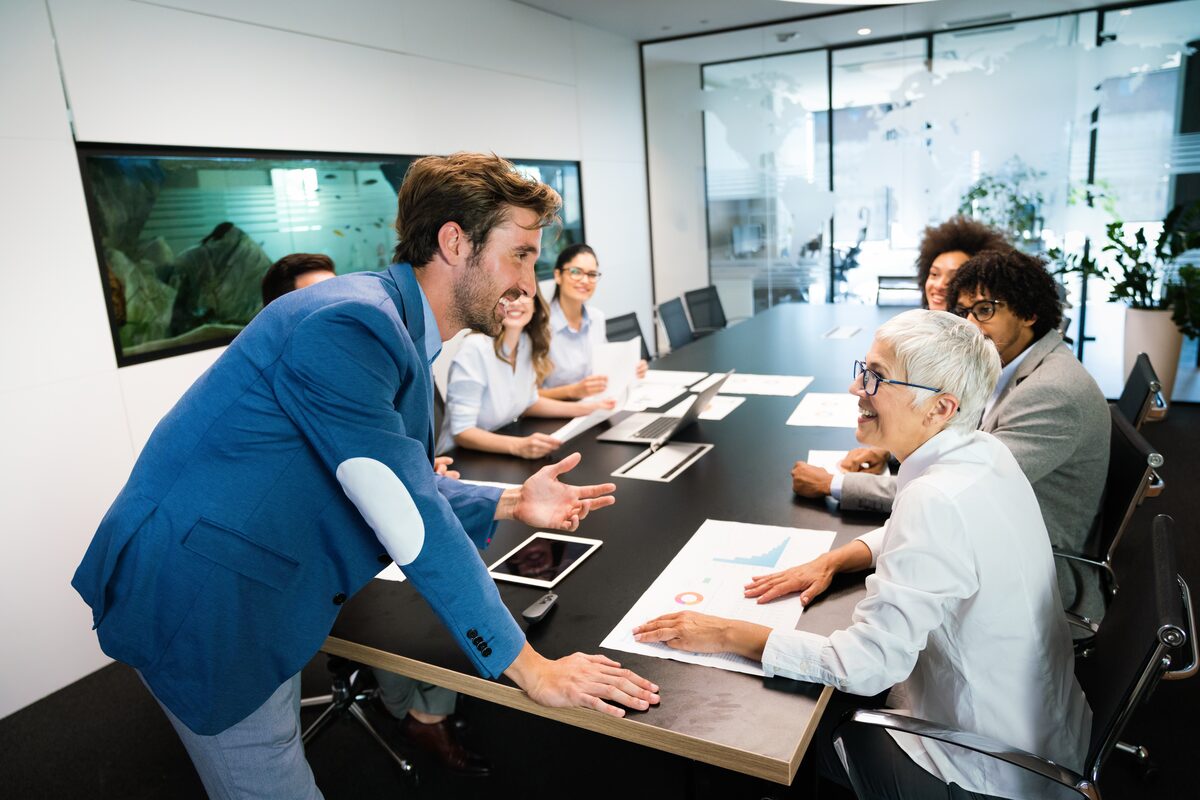 Strategieberatung – Executive Boardroom Meeting